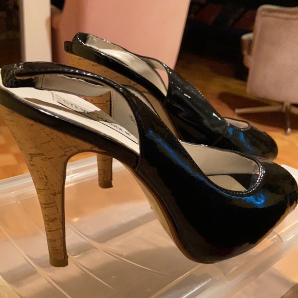 Steve Madden black strap high heels - Picture 5 of 6